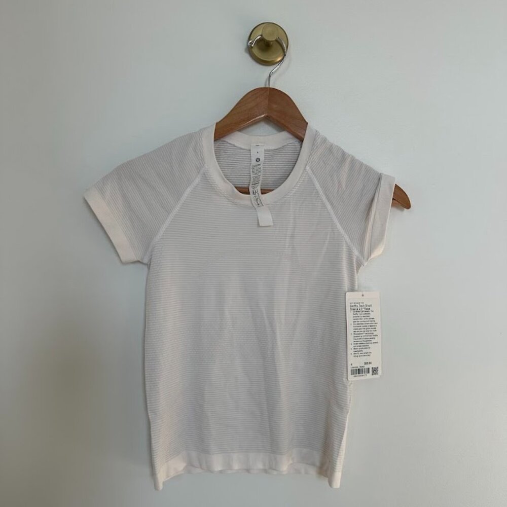 Lululemon Swiftly Tech Short Sleeve 2.0 Tee Size 4 White